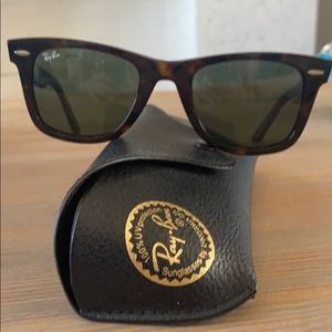 RayBan Wayfarer Sunglasses